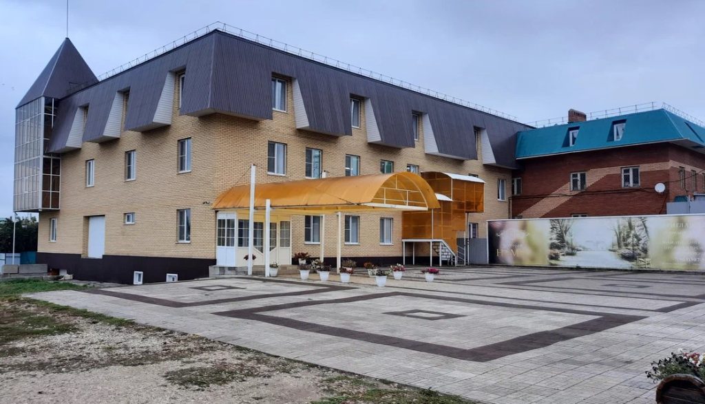 Гостиница «Намус» и хостел «Намус»